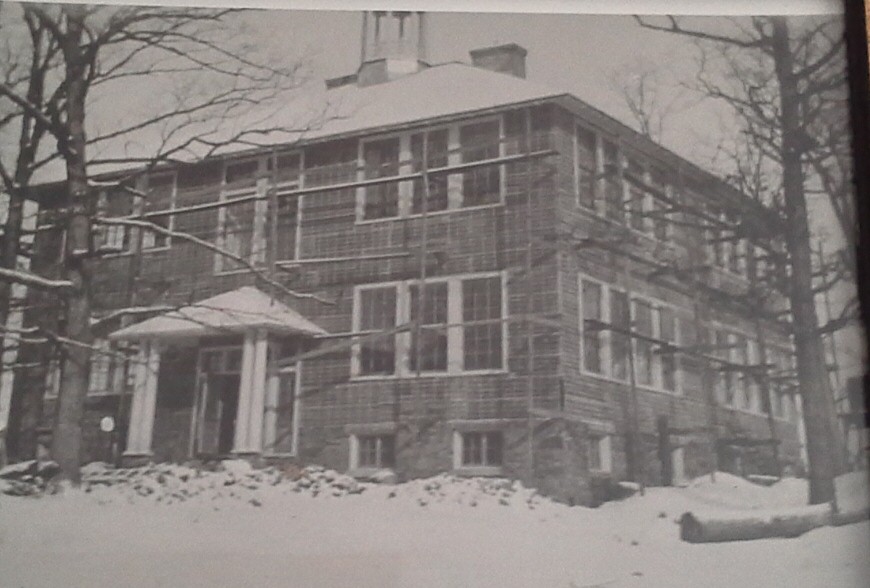 1916 Unison School